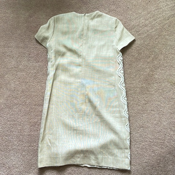 Barney’s New York Tan Shift Dress - Size 6 - Picture 2 of 2